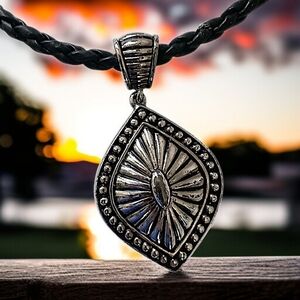 Y2K Corded Necklace Pendant Choker Bohemian Hippie‎ Indie Silver Tone Boho Chic